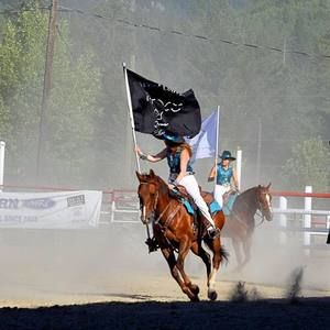 Meet your Posher, Julie